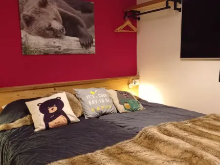 Appartement rénové chaleureux et moderne, 120m², 10-12 pers, accès direct aux pistes, stationnement inclus - Photo 9