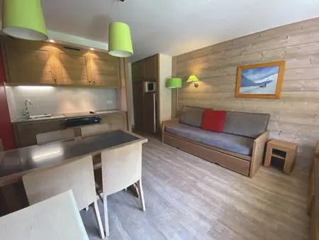 Appartement skis aux pieds avec parking à La Tania - Photo 2