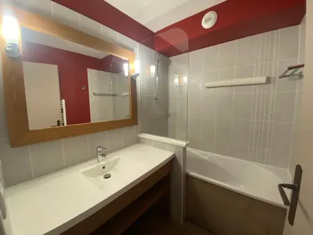 Appartement skis aux pieds avec parking à La Tania - Photo 9