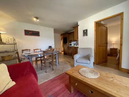 Appartement T3 au centre de Samoëns avec balcon, WIFI et parking - Photo 3