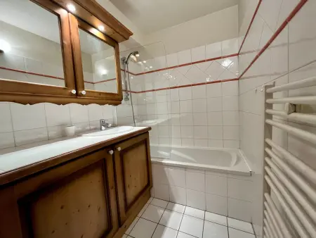 Appartement T3 au cœur de Samoëns avec terrasse et garage - Photo 10