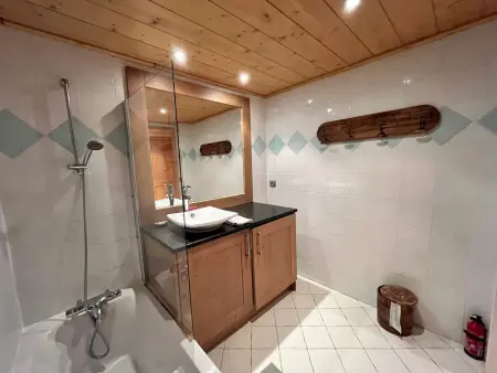 Appartement de standing avec piscine, proche des pistes - Photo 12