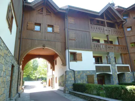Appartement T3 au cœur de Samoëns avec balcon et parking privatif - Photo 15