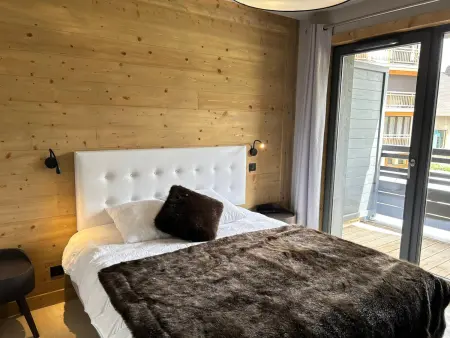 Appartement neuf aux Gets, au pied des pistes et du centre, avec terrasse et services inclus - Photo 2
