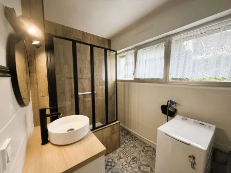 Bénodet : Superbe T2 rénové à 100m de la plage, parking inclus - Photo 13