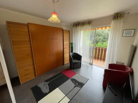 Studio calme à 2 pas de la plage avec balcon et garage - Photo 1