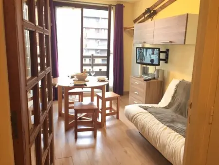 Studio cabine avec accès direct aux pistes, balcon, et piscine - 4 couchages, Risoul 1850 - Photo 11