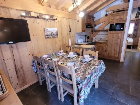 Chalet cosy au centre des Gets, 4-5 pers, balcon, garage - Photo 4