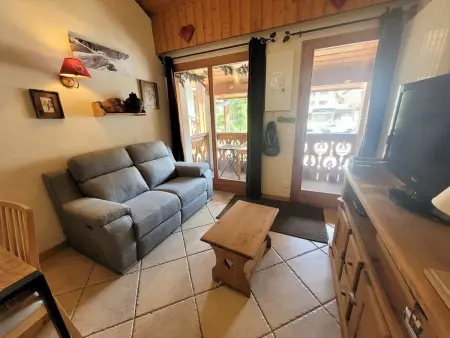Appartement cosy rénové, 2 pièces, calme, proche pistes et commerces, parking privé - Photo 3