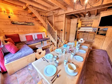 Charmant appartement 4 pièces au cœur des Gets avec balcon et parking - Photo 1
