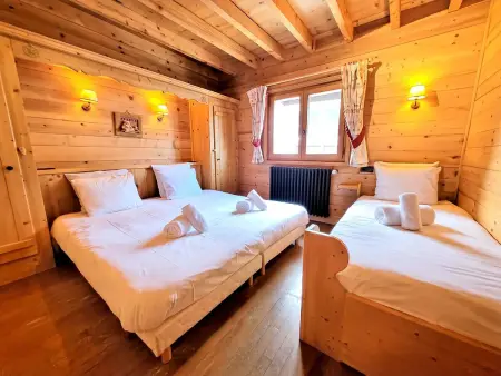 Charmant appartement 4 pièces au cœur des Gets avec balcon et parking - Photo 8