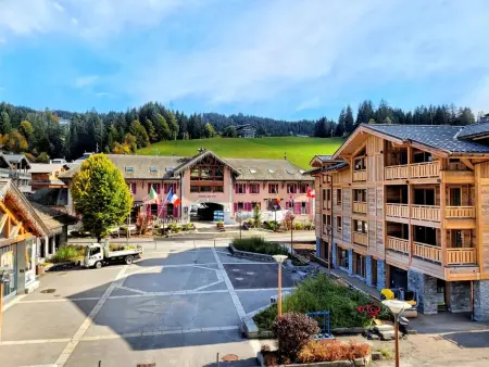 Charmant appartement 4 pièces au cœur des Gets avec balcon et parking - Photo 14