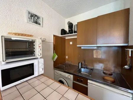 Mini T2 à Barcelonnette pour 4 personnes avec balcon et cuisine équipée - Photo 3