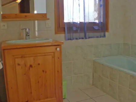 Appartement spacieux 3 pièces avec balcon et garage à Samoëns - Photo 7