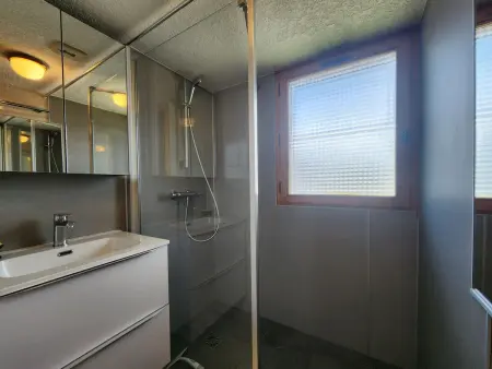 Studio cabine moderne proche téléphérique Morillon - Photo 5