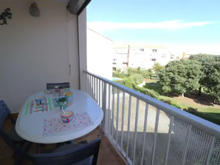 Spacieux 2 pièces avec terrasse, piscine et ascenseur à 400m de la plage - Photo 2