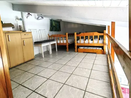 T2 mezzanine avec climatisation, piscine et parking proche plage - Photo 11