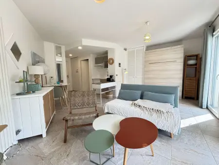 La Rochelle: Grand T1 avec Terrasse et Parking, Appartement 2 personnes à La Rochelle - Photo 1