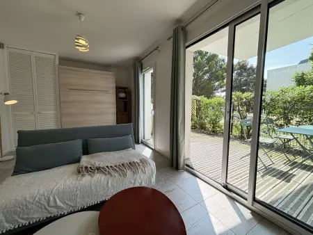 La Rochelle: Grand T1 avec Terrasse et Parking, Appartement 2 personnes à La Rochelle - Photo 2