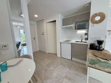 La Rochelle: Grand T1 avec Terrasse et Parking, Appartement 2 personnes à La Rochelle - Photo 12