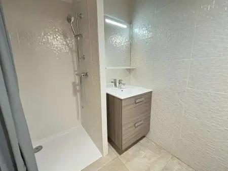 La Rochelle: Grand T1 avec Terrasse et Parking, Appartement 2 personnes à La Rochelle - Photo 18