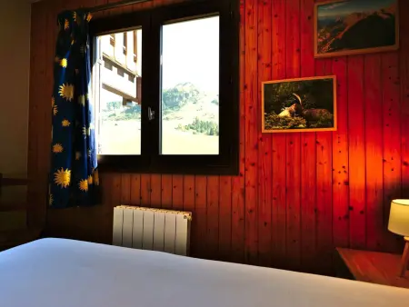 Appartement confortable 40m² pour 6 pers. proche pistes de ski, grande terrasse - Photo 10