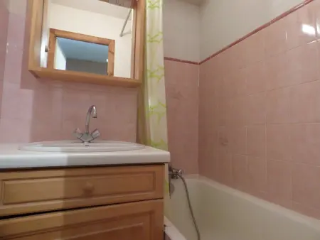 Studio cosy avec balcon, arrêt navette à 50m, Appartement 4 personnes à Le Grand Bornand - Photo 3
