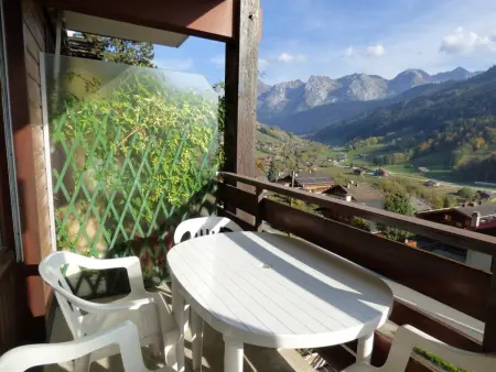 Studio cosy avec balcon, arrêt navette à 50m, Appartement 4 personnes à Le Grand Bornand - Photo 6