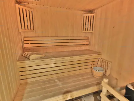 Superbe 5 pièces rénové avec sauna, hammam, jacuzzi, proche télécabines et village, idéal 12/14 pers. - Photo 29