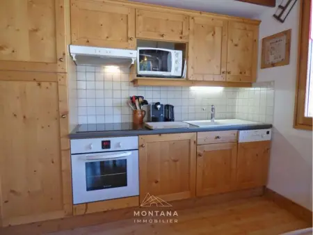 Charmant appart. 70m², 2 chambres, mezzanine, balcon sud, garage, près commerces, navettes - Photo 4