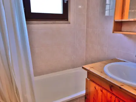 Charmant appartement 6 pers, 38m², proche télécabines, centre et loisirs, sud, terrasse - Photo 1