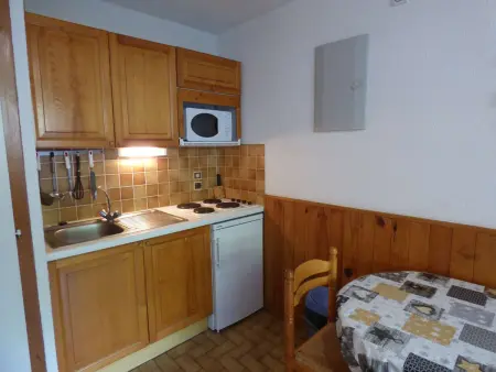 Appartement skis aux pieds, cosy 2 pièces, terrasse Sud/Est, 1er étage, idéal pour 4 personnes - Photo 2
