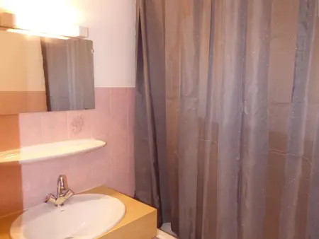 Appartement skis aux pieds, cosy 2 pièces, terrasse Sud/Est, 1er étage, idéal pour 4 personnes - Photo 12