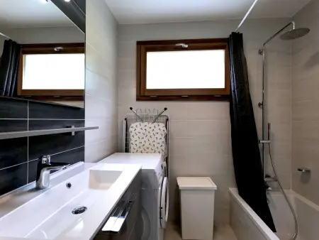 Bel appartement rénové pour 8 personnes au Grand-Bornand avec parking privé - Photo 11