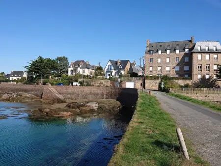 Appartement 1 chambre avec WIFI, parking, animaux admis à Perros-Guirec - Photo 16
