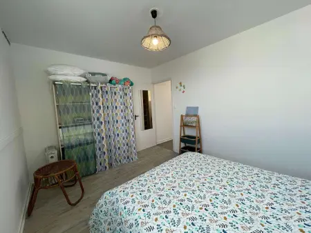 Appartement rénové à neuf, 4 couchages, balcon ensoleillé, parking privé, proche plage et commerces - Photo 13