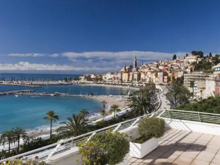 Superbe appartement climatisé avec grande terrasse et parking à Menton - Photo 13