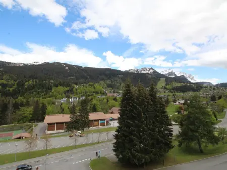 4 pièces spacieux bien équipé avec Wi-Fi et parking, au pied du ski bus - Photo 15