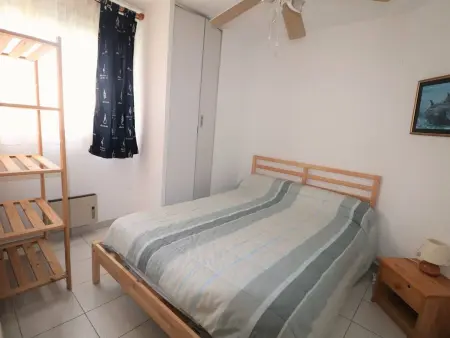 Appartement Confort 6 Pers, Cabine, Parking, Piscine, Aire de Jeux – Le Grau-du-Roi - Photo 5