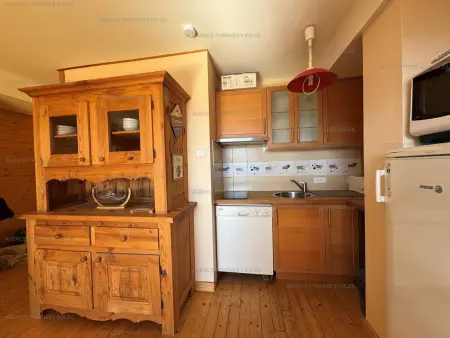 F4 bas de chalet avec terrasse et parking - Les Angles - Photo 3