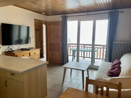 Charmant 2 pièces avec balcon exposé Sud, proche télésiège et commerces, Vieil Alpe - Photo 3
