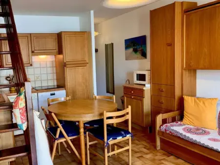 Appartement T2 avec terrasse ensoleillée et garage privatif - Photo 2