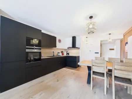 Appartement cosy au cœur du village avec terrasse et garage - Les Gets - Photo 3