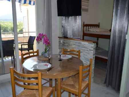 Studio Cabine 4 pers, proche mer, clim, parking, animaux ok - Photo 9