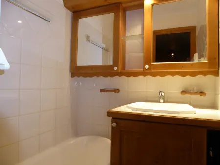 Appartement avec terrasse - Idéal famille près des pistes - Photo 9
