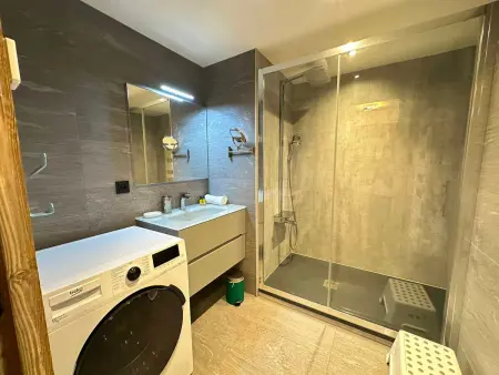 Appartement neuf, agréable, au cœur de Les Gets - Photo 5