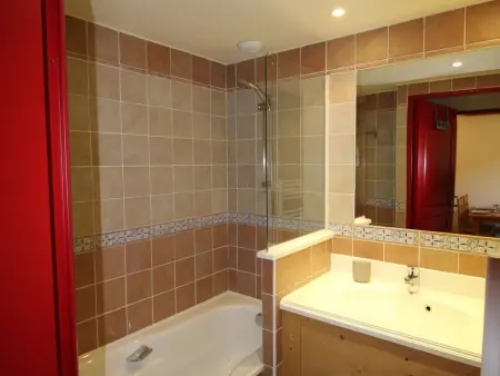 Appartement 4 pers. pied des pistes avec piscine et parking, Lanslebourg-Val Cenis - Photo 3