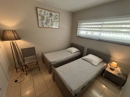 Appartement 3P en RDJ avec Jardin et Terrasse, à 5 min Plage et Restaurants, Parking Privé, Climatisé - Photo 4