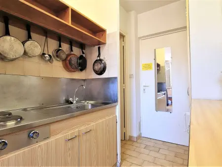 Studio cosy avec Wifi, parking gratuit, proche des pistes et commerces - Photo 5