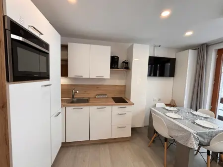 Superbe 2 pièces près du centre, idéal pour famille - Photo 4